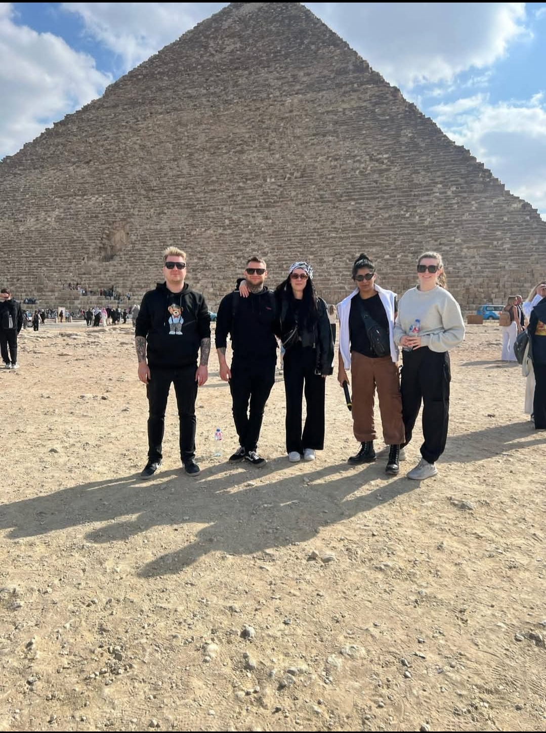 Tour To Pyramids & The Grand Egyptian Museum